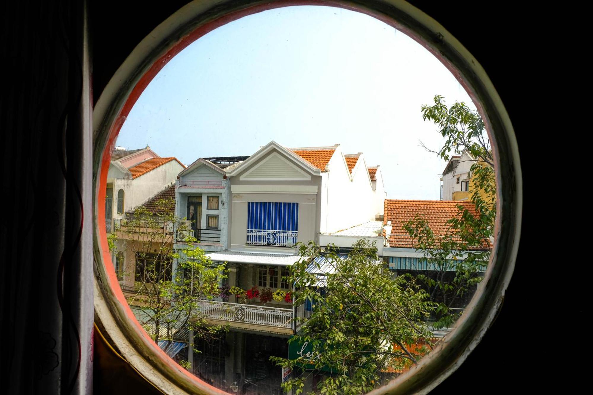 โรงแรมลัคกี้ ฮอยอัน ภายนอก รูปภาพ